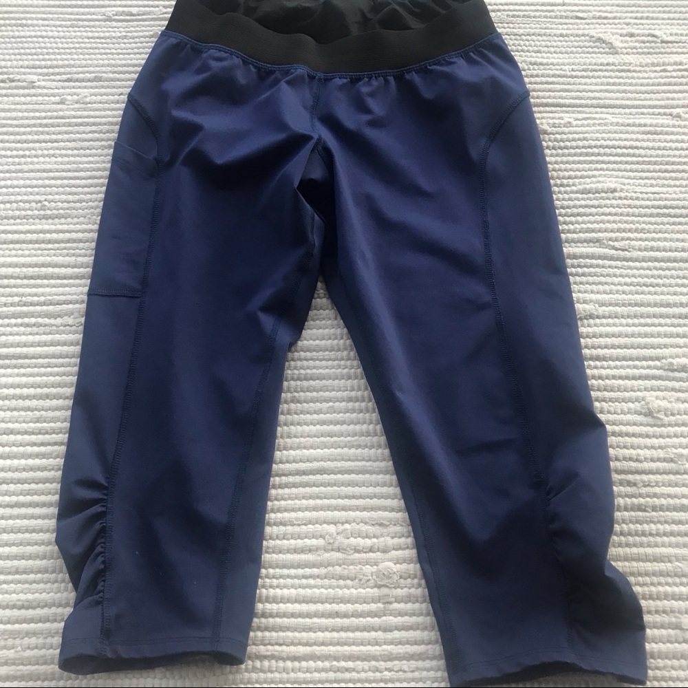 MATERNITY WORKOUT CAPRIS - MUMBERRY - LARGE